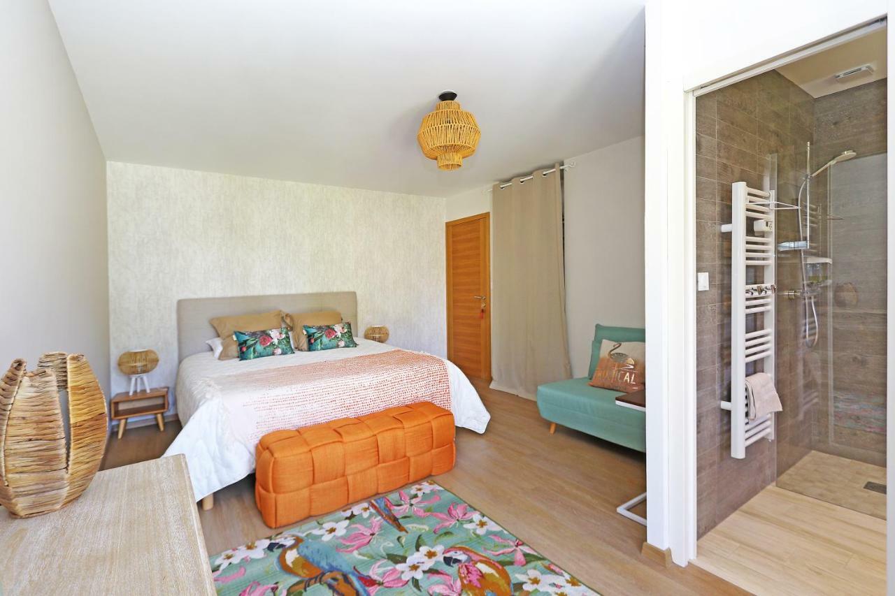 L Esprit Du Clain Chambres D Hotes Bandb De Standing Proches Du Futuroscope Golf Et Lac De St Cyr Naintre Exterior photo